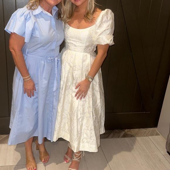 Square-Neck White Puff-Sleeve Midi Dress - Picture 3 of 3